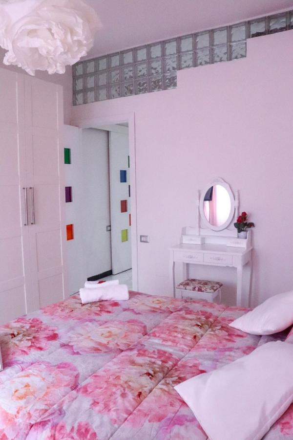 Anchor And Rose Apartment ซาแลร์โน ภายนอก รูปภาพ