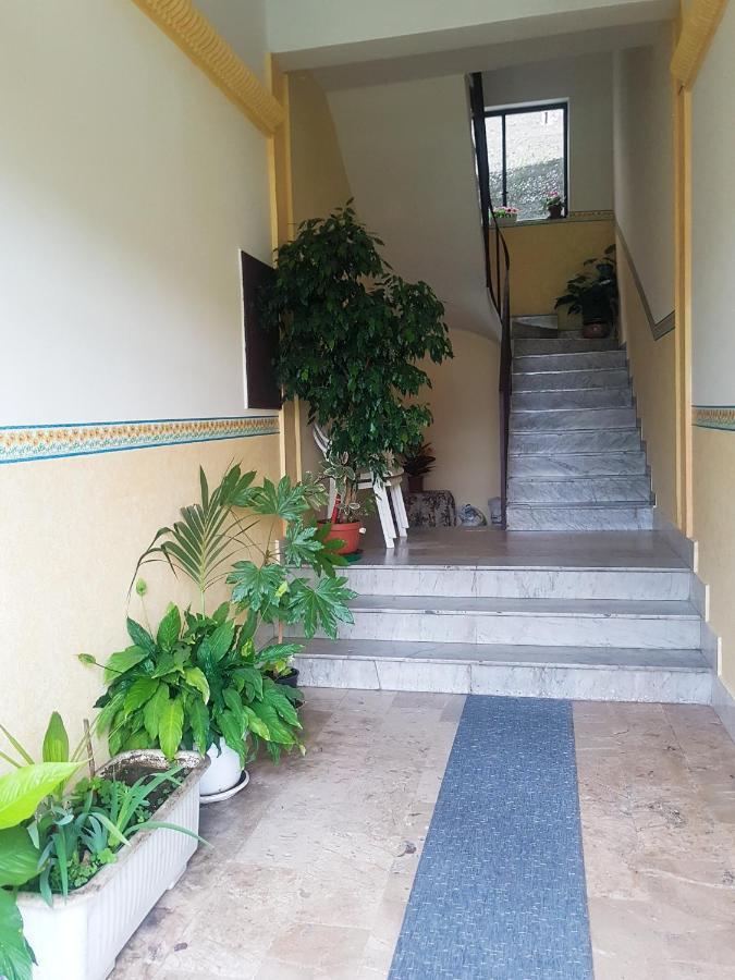 Anchor And Rose Apartment ซาแลร์โน ภายนอก รูปภาพ