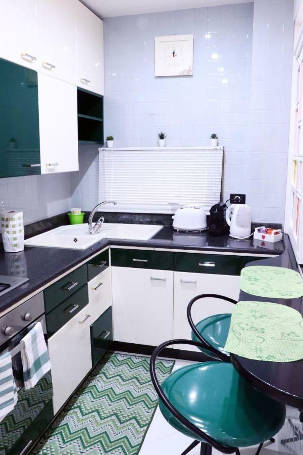 Anchor And Rose Apartment ซาแลร์โน ภายนอก รูปภาพ
