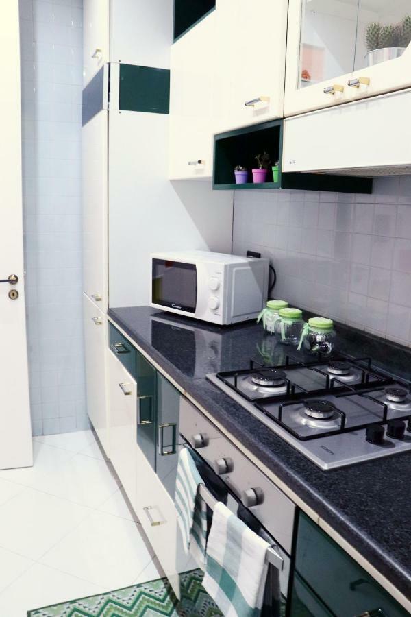Anchor And Rose Apartment ซาแลร์โน ภายนอก รูปภาพ
